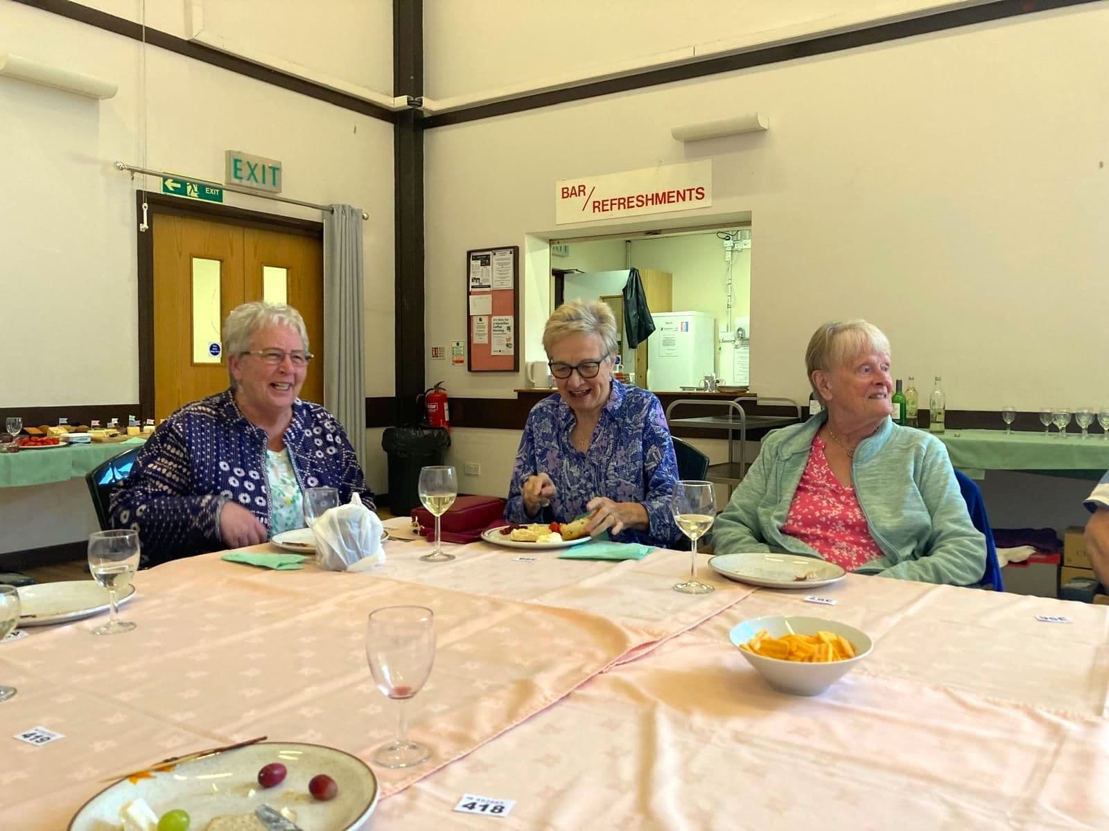 volunteers lunch 7